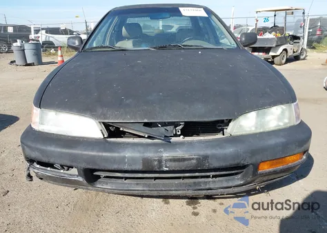 1997 Honda Accord Ex из США, поврежденный, VIN 1HGCD5666VA137098
